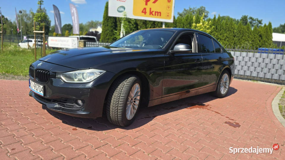 BMW 320 Lekko Uszkodzony Jeżdżący Sprawna Klima mazowieckie Karczew sprzedam