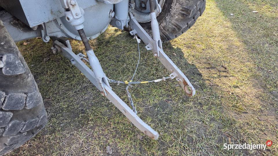 Traktorek SAM z podnośnikiem ES15 Sędziszów