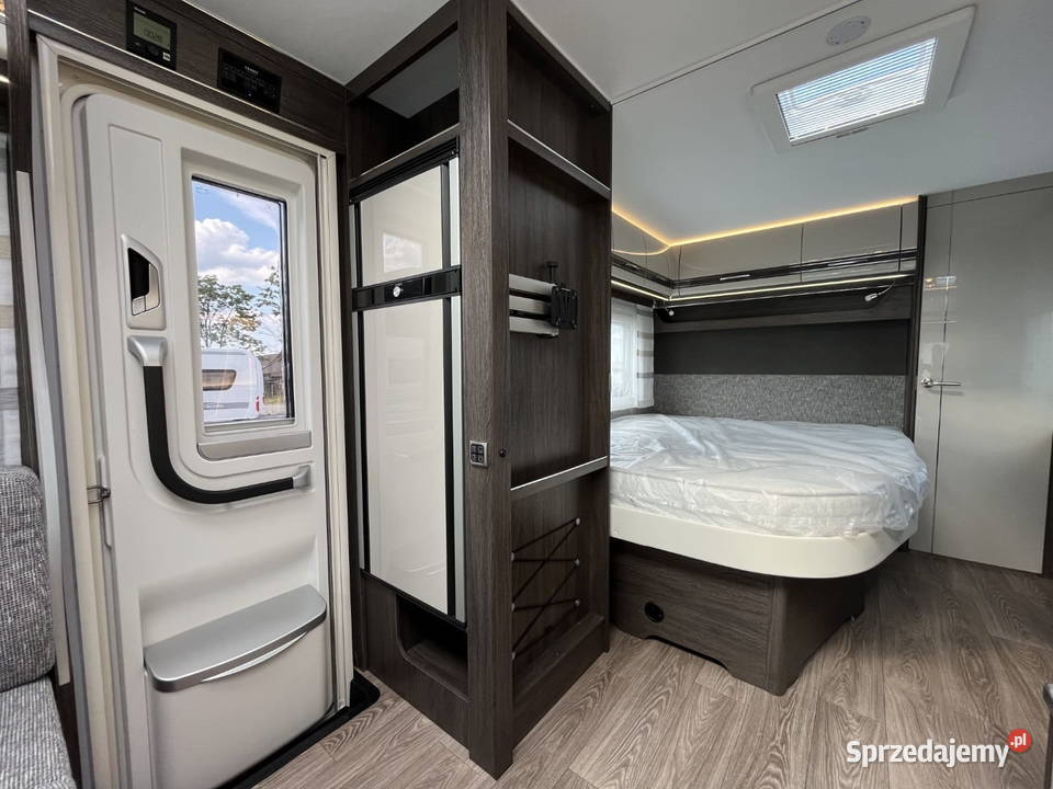 PRZYCZEPA KEMPINGOWA FENDT DIAMANT 560 DW śląskie Bieruń