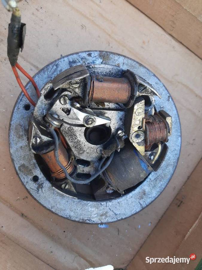 Zapłon wsk 125 wfm magneto i stojan Strzyżewice