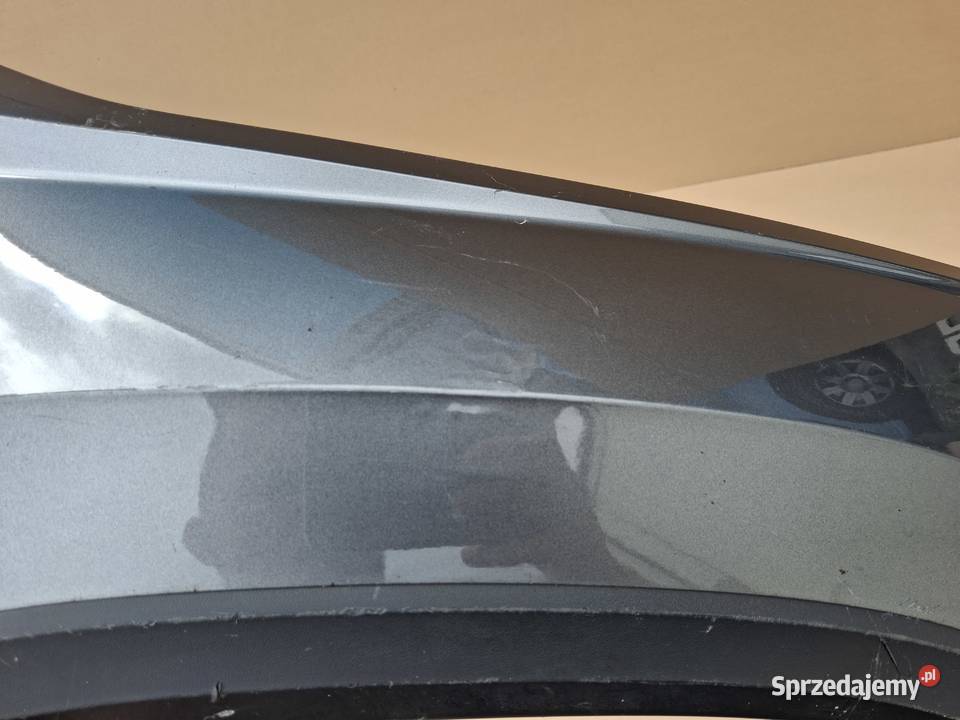 SKODA KAROQ TOUR BŁOTNIK PRAWY PRZÓD LISTWA