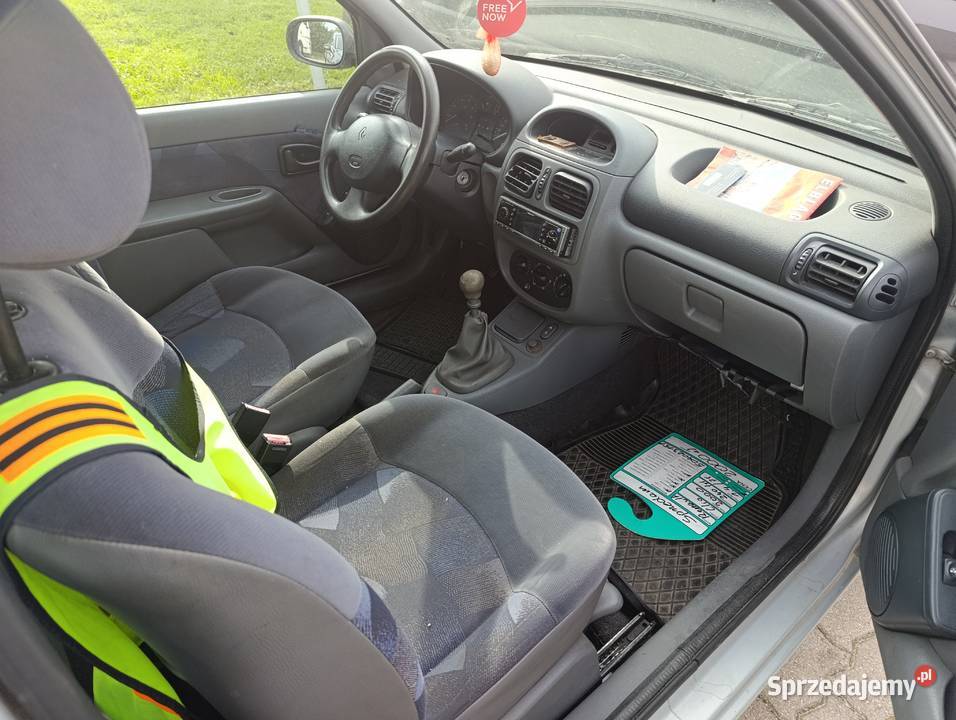 Renault Clio 14 benzyna benzyna Samochody osobowe Malbork sprzedam