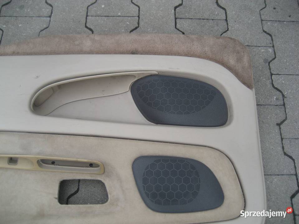 volvo c70 9805r boczek tapicerka drzwi prawa