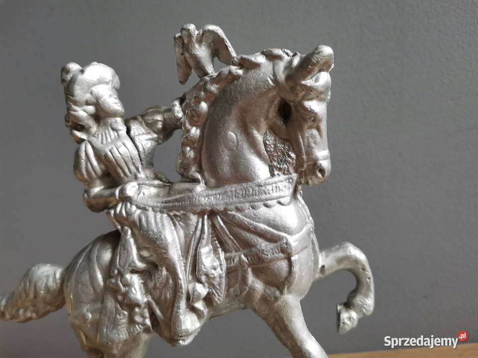 Stara metalowa figurka Amazonka odlew PRL śląskie Siemianowice Śląskie