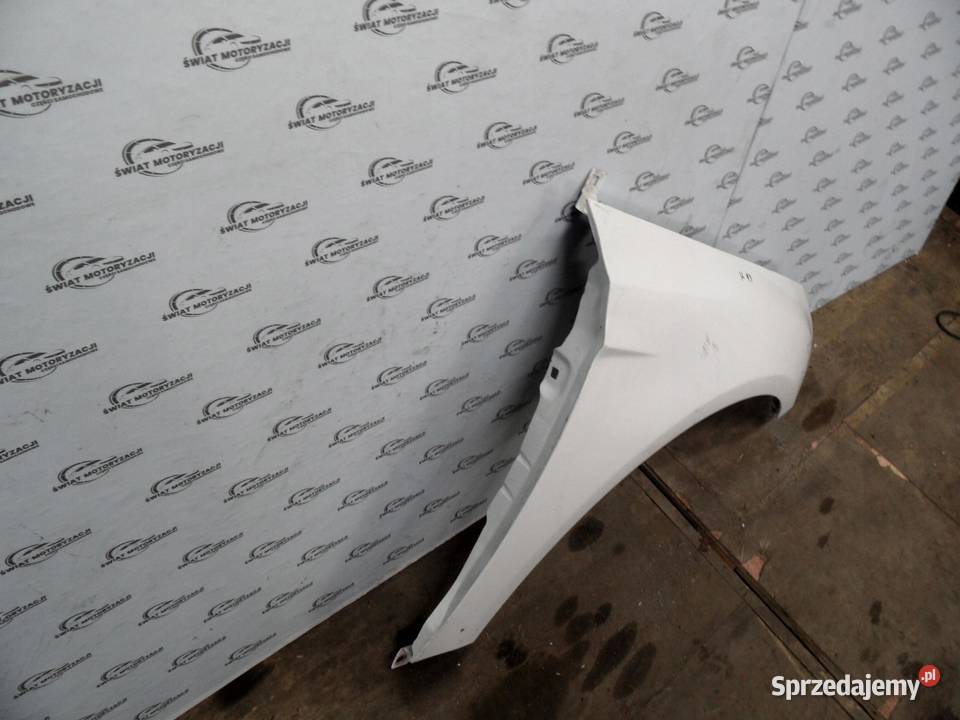 FORD FOCUS MK3 III 13r błotnik prawy przód świętokrzyskie