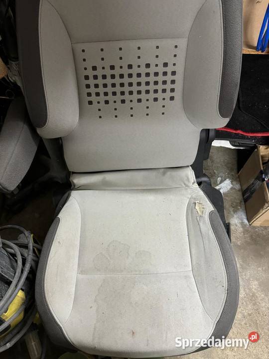 Fotel Kierowcy Citroen Berlingo Zielenin