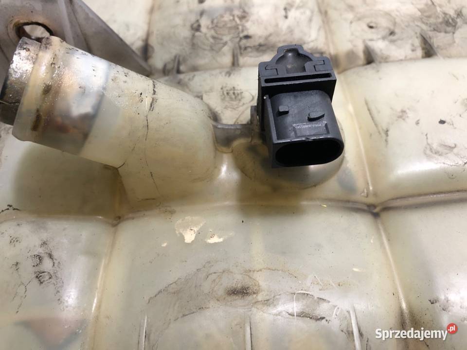 ZBIORNIK WYRÓWNAWCZY PŁYNU CHŁODZĄCEGO VOLVO FH Układ chłodzenia sprzedam