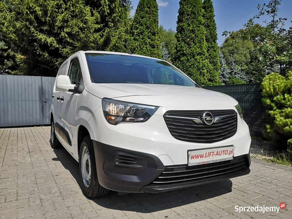 Opel Combo 15TDCI 102 Klima Tempomat Sensory komputer pokładowy Strzegom