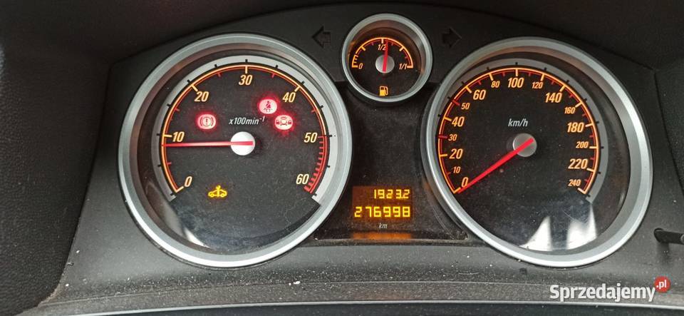 Opel zafira b 2008 19 uszkodzony