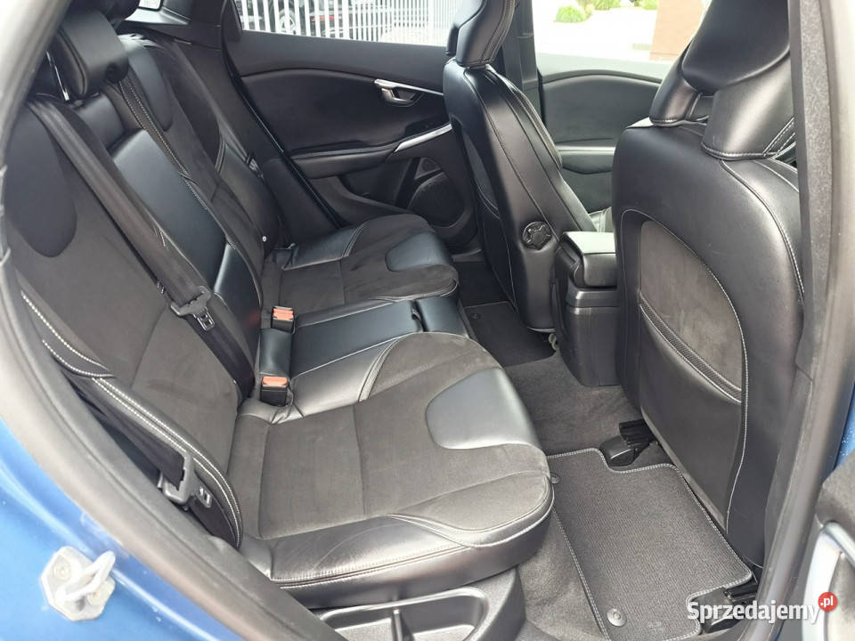 Volvo V40 RDESIGN 20 D2 120 Harman Kardon nawigacja Włocławek sprzedam