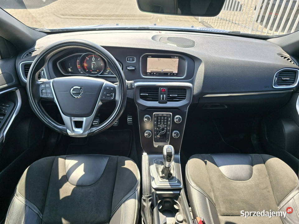 Volvo V40 RDESIGN 20 D2 120 Harman Kardon Nowy kujawsko-pomorskie Włocławek