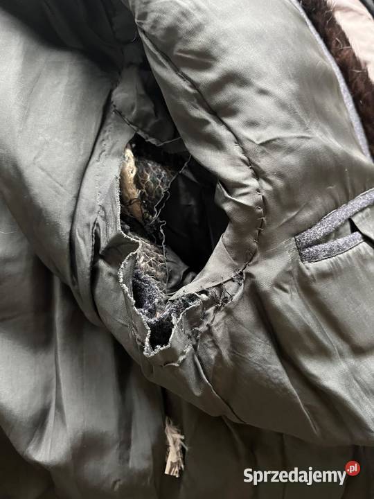 Płaszcz męski z wełny z kołnierzem z nutrii