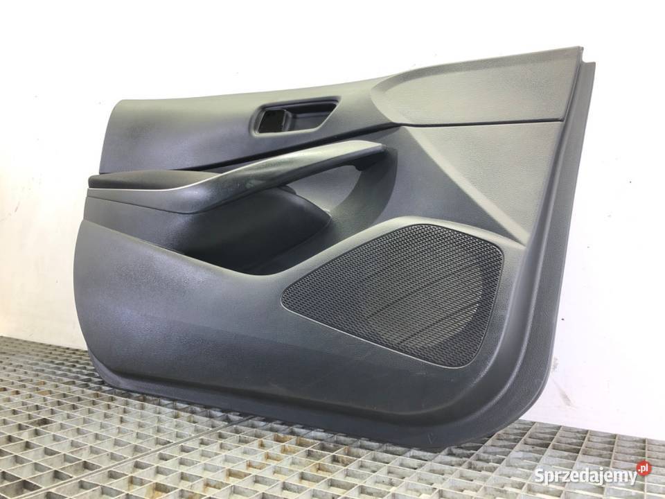 BOCZEK DRZWI LEWY PRZÓD TOYOTA COROLLA E21