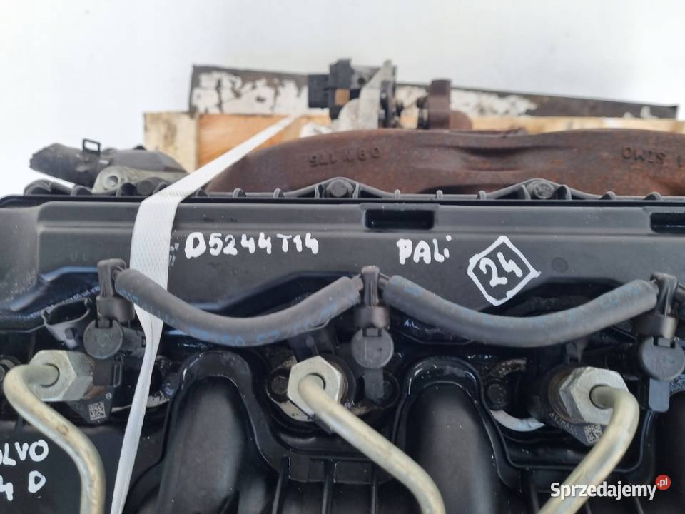 SILNIK KOMPLET Volvo XC70 II 24 D5 175 ładnie osobowe Rudka