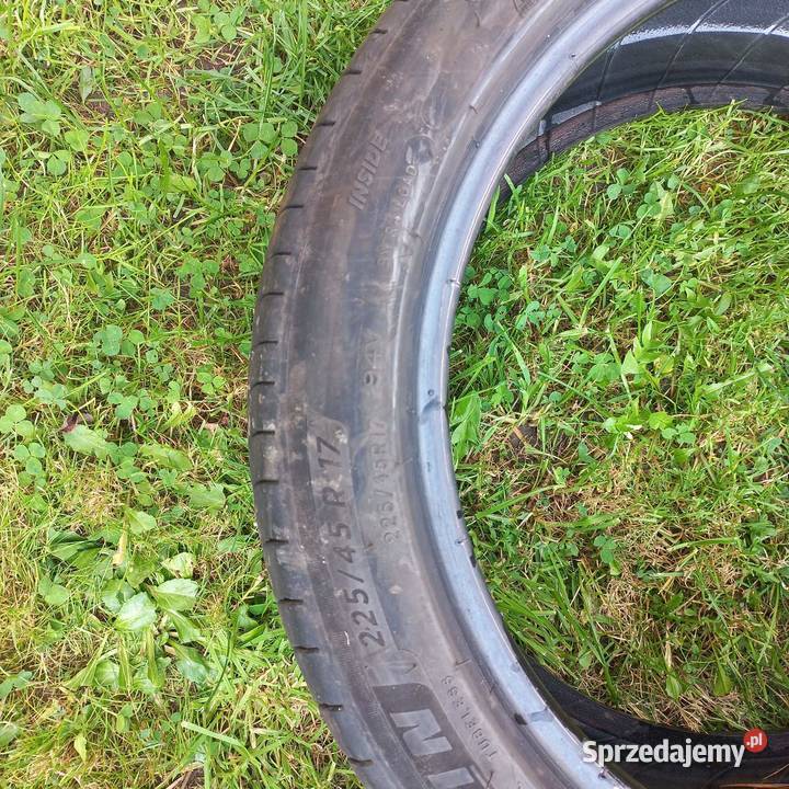 Michelin 22545 R17 4 jedna uszkodzona Pabianice