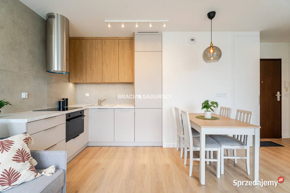 Mieszkanie Kraków 407 metrów 2 pokoje