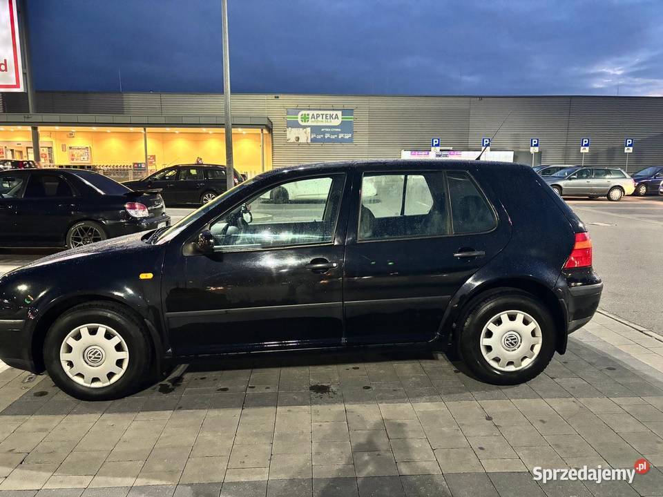 sprzedam Golfa 4 14 16v 1400cm3 Motoryzacja Chełm sprzedam