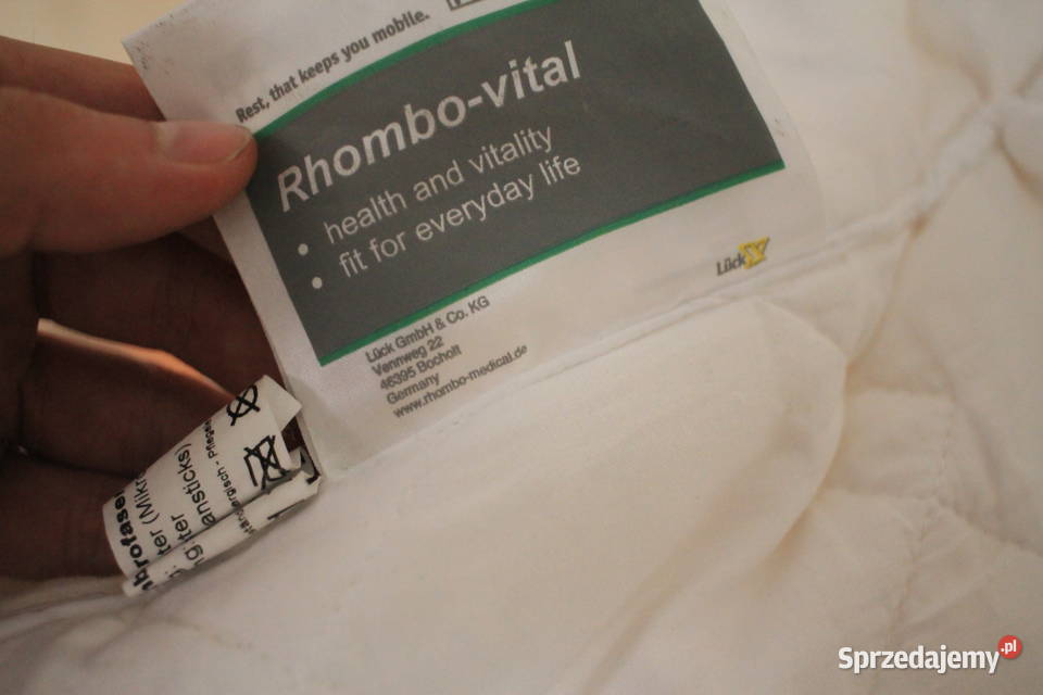 Poduszka RhomboVital 75x75 wiele sztuk Pszczyna sprzedam