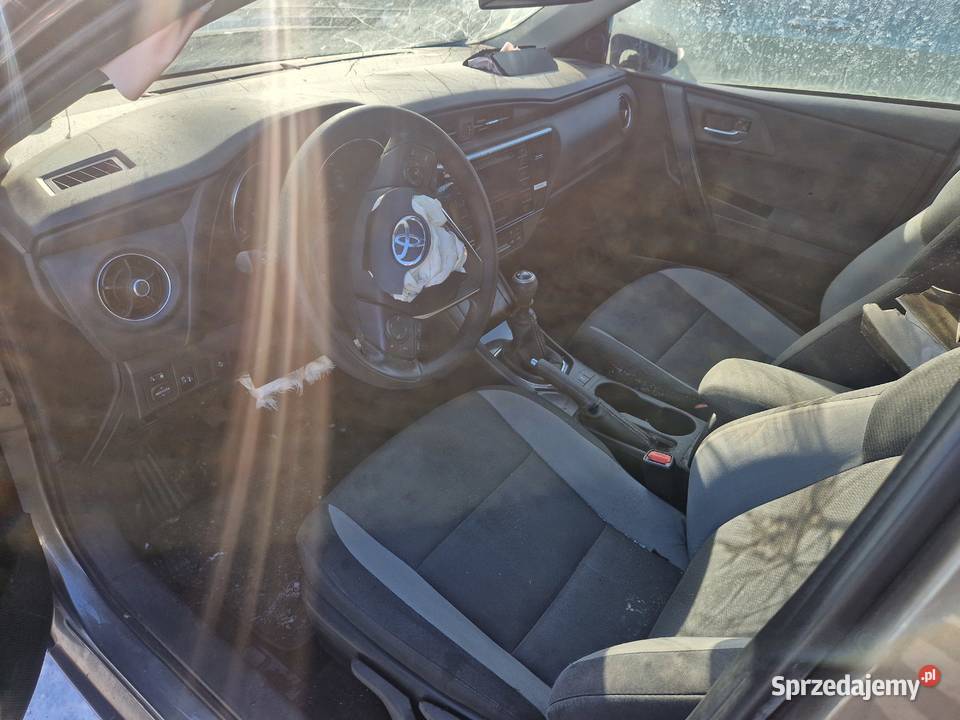 TOYOTA AURIS II HB 12 2018R Auris małopolskie