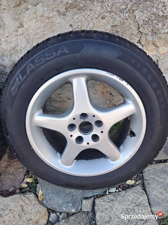 Opony zimowe 195 65 R15 alufelgi 5x100 z oponami Jawor sprzedam