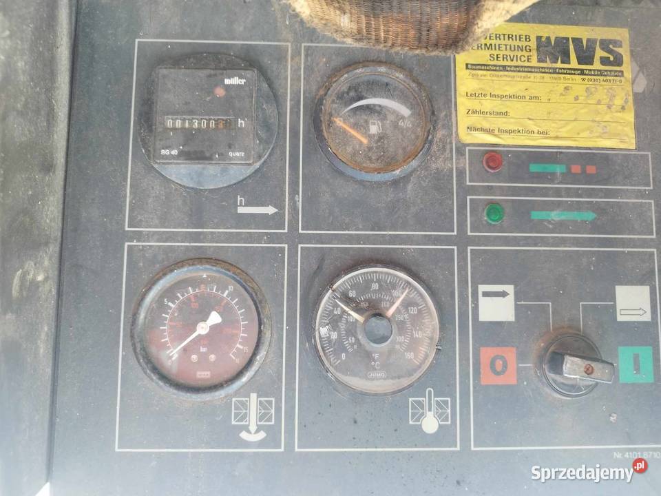 Silnik Deutz F4L912 czterocylindrowy silnik Strzyżew