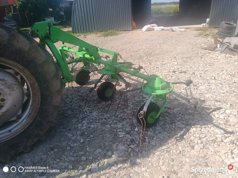 Przewracarka Deutz Fahr KH 244 Zgrabiarki i przetrząsacze Gułów sprzedam