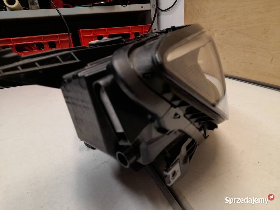 VW PASSAT B8 LAMPA PRZÓD PRAWA FULL LED osobowe Goleniów sprzedam