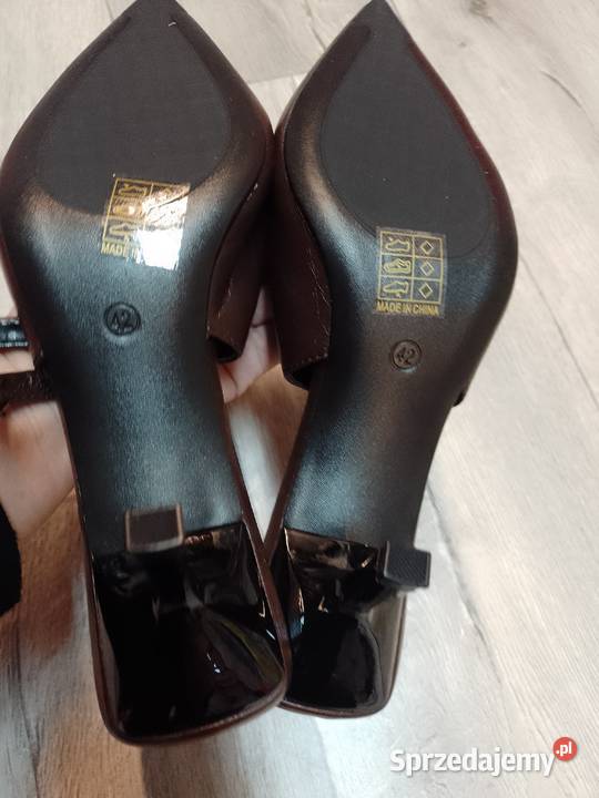 4041 Brązoweczekoladowe czółenka wieczorowe z małopolskie Kraków