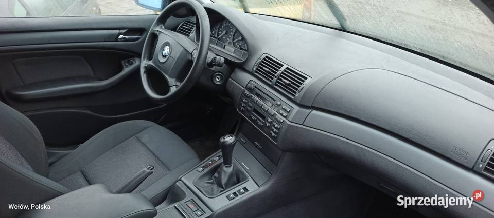 BMW 3 2005 220 przebiegu Wołów
