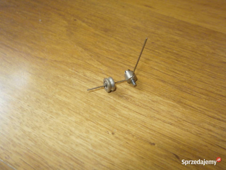 Gramofon UNITRA G 8010 antyskaiting 1 Gramofony sprzedam