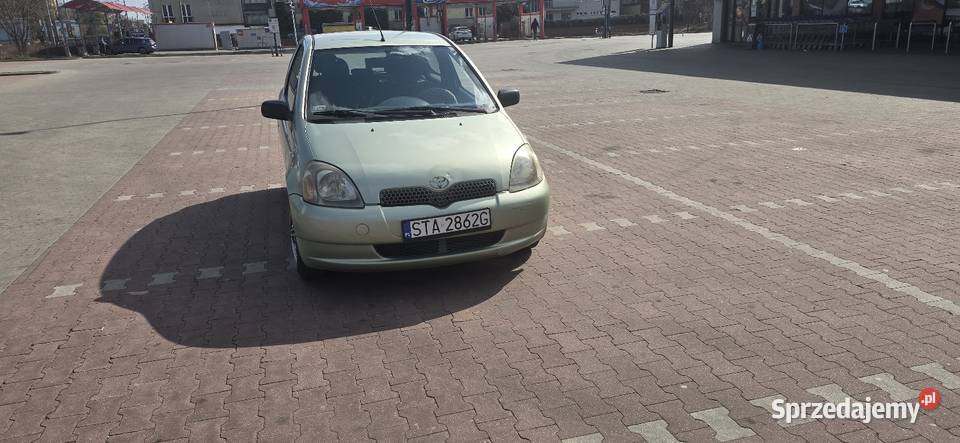 Yaris 2001 małe pieniądze benzyna Sosnowiec