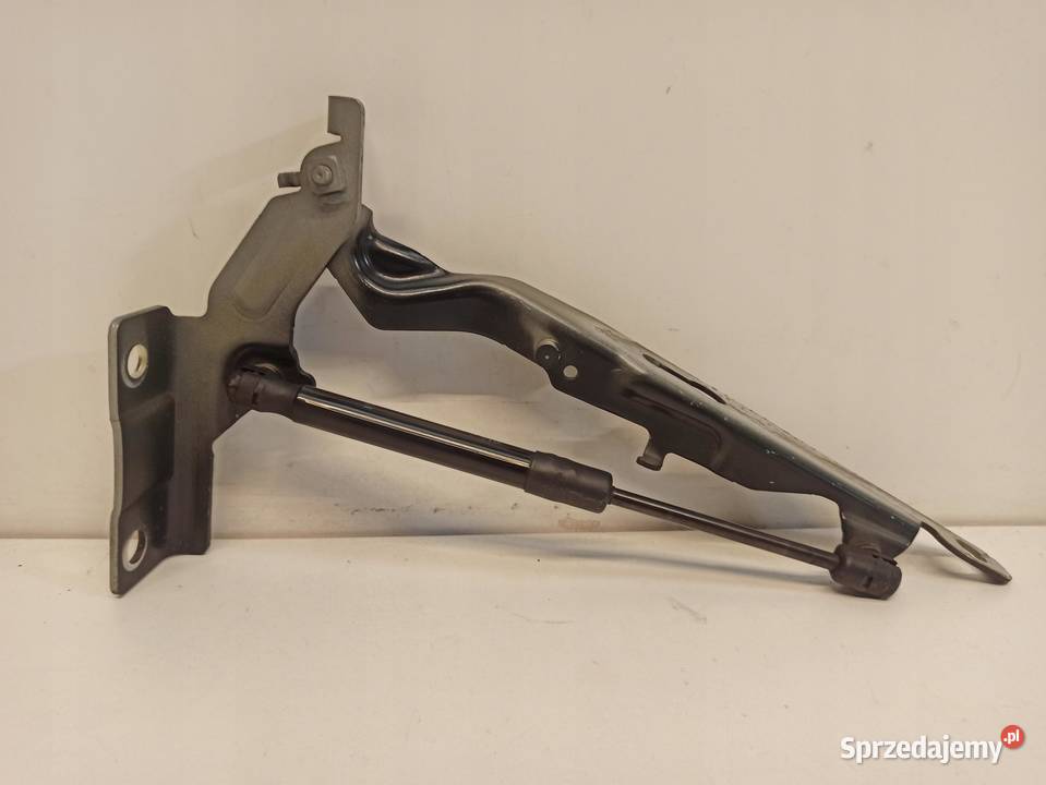 ZAWIAS MASKI PRAWY VOLVO V60 30799179 S60 2013