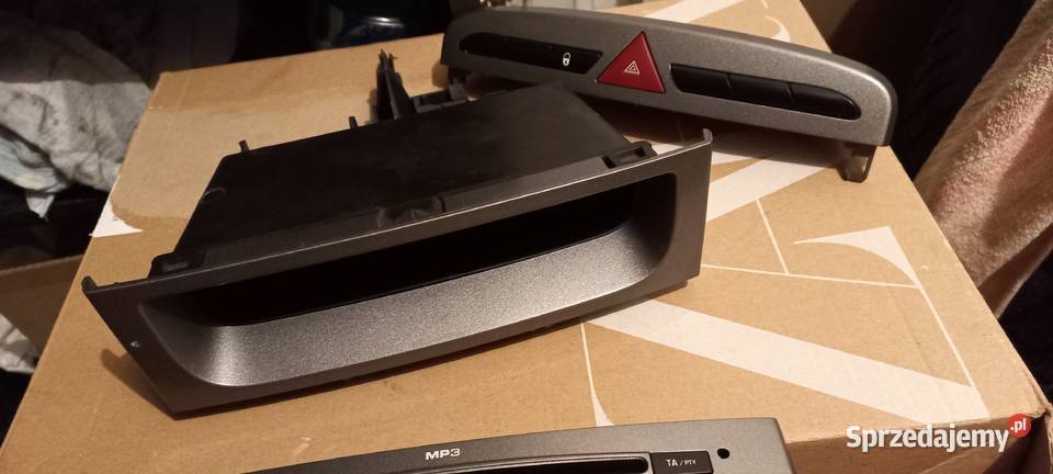 Oryginalne radio Peugeot 308 408 komplet