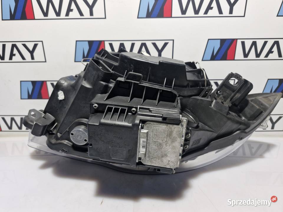 BMW E81 E87 LCI LAMPA PRAWY PRZÓD BI XENON osobowe