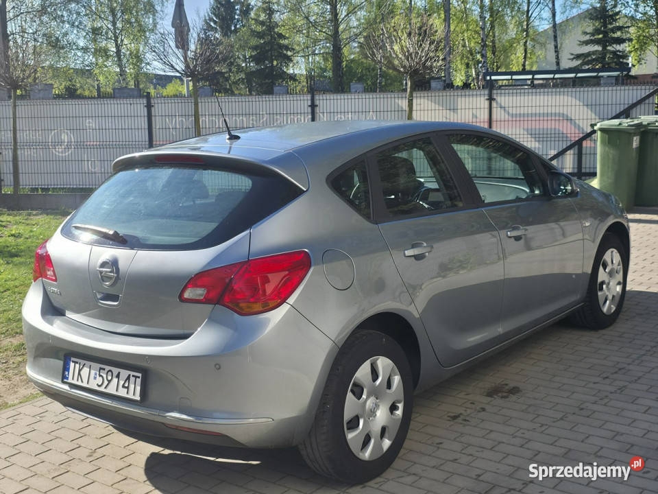 Opel Astra 14 Benzyna Serwisowany Gwarancja Zarejestrowany w Polsce Astra Piekoszów sprzedam