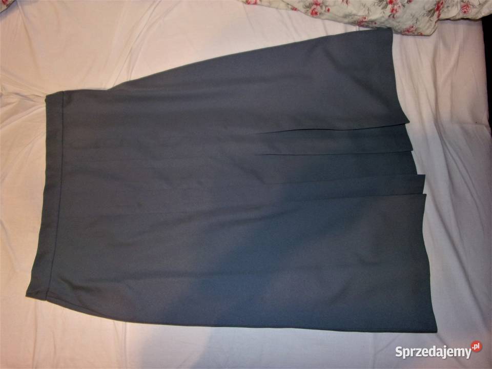 Spódnica popielata z Elany z fałdami z przodu szary/srebrny Spódnice i sukienki małopolskie Kraków