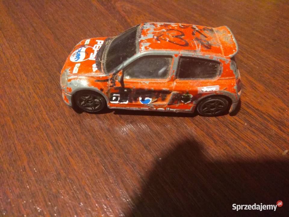 RENAULT CLIO burago 1233 Stalowa Wola