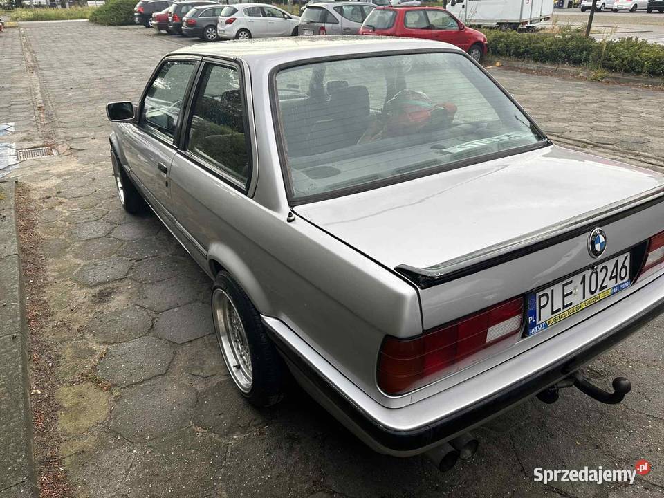 BMW e30 18 is Seria 3 Leszno