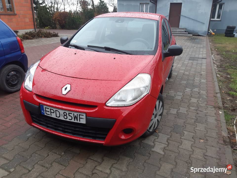 samochod osobowy clio Hatchback Biernacice