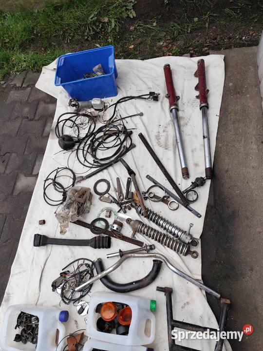Części mz 250 z Niemiec