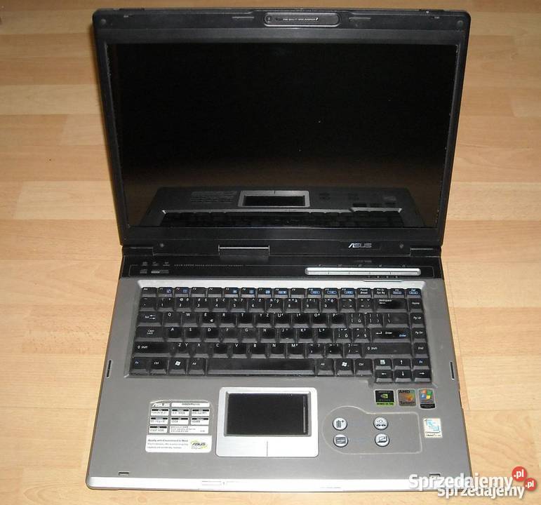 Tanio Laptop Asus 154