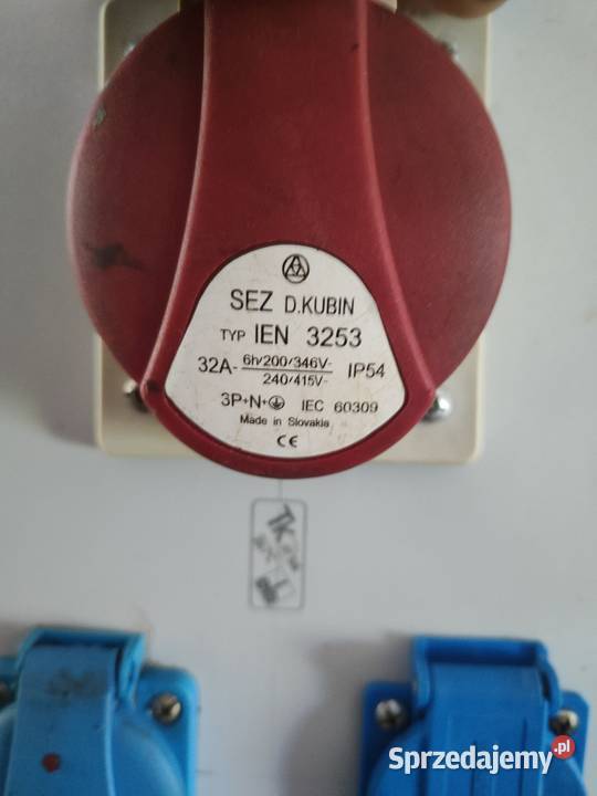 Zestaw gniazd 400v 33A 5 p plus 2 gn 230v 16 A Bocheniec