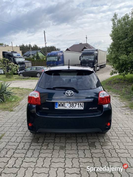 Toyota Auris 2011 mazowieckie Marki sprzedam