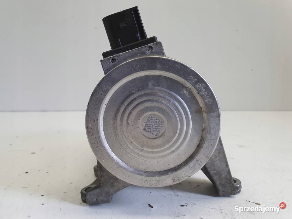 Volvo V90 20 T T4 TURBO POMPA WODY 31368715 osobowe lubelskie Chełm sprzedam