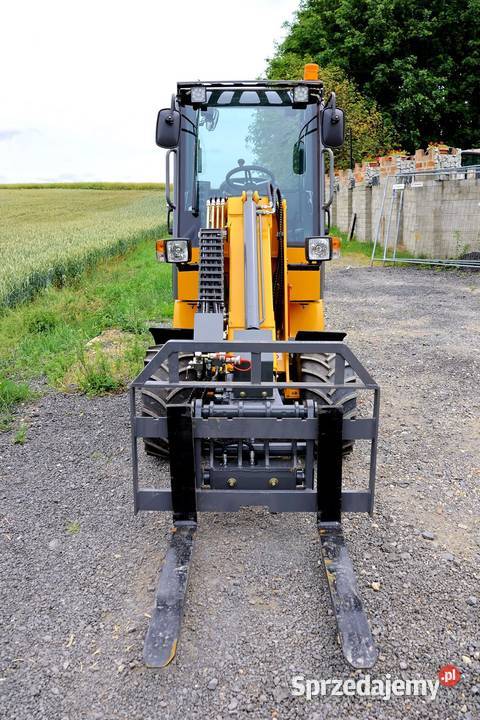 Ładowarki teleskopowa APS K1100T z łyżką NOWA nieuszkodzony Pozostałe dolnośląskie Legnica