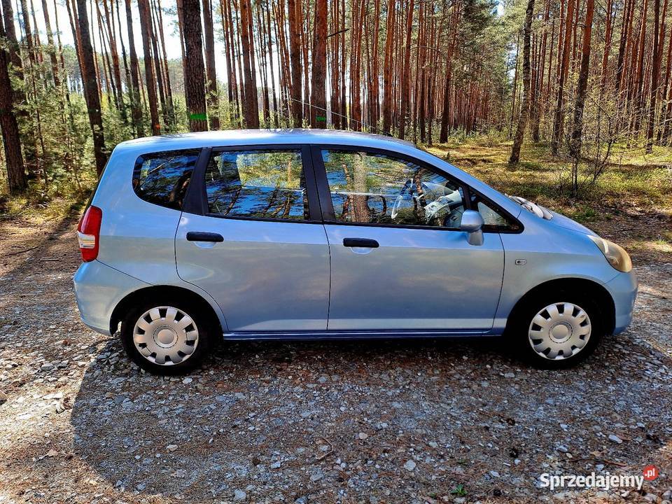Honda Jazz 14 benzyna 2004r Klima Hak Sieradz