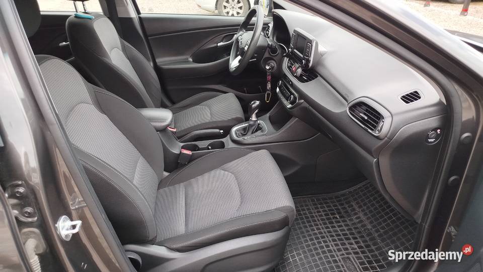 Hyundai i30 14 MPI 100 Salon Potwierdzony system Start-Stop Bytów sprzedam