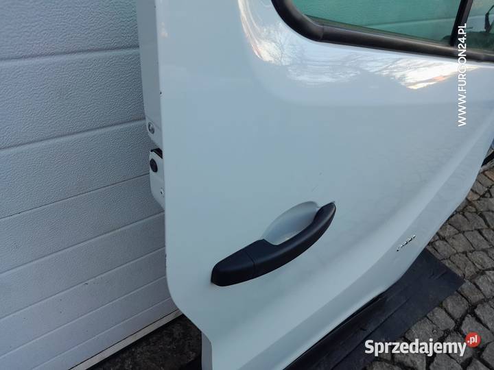 DRZWI PRZEDNIE PRAWE TRAFIC III VIVARO B dostawcze śląskie Bielsko-Biała sprzedam