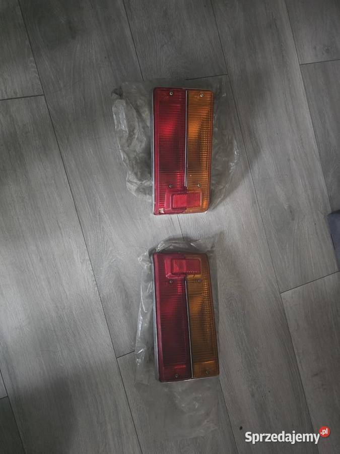 Orginalne lampy tył fiat 125p łódzkie Nowa Gadka