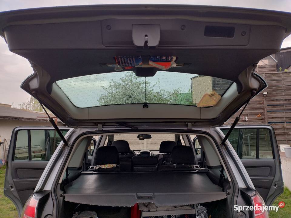 Opel Zafira B 16 Ostrowiec Świętokrzyski sprzedam